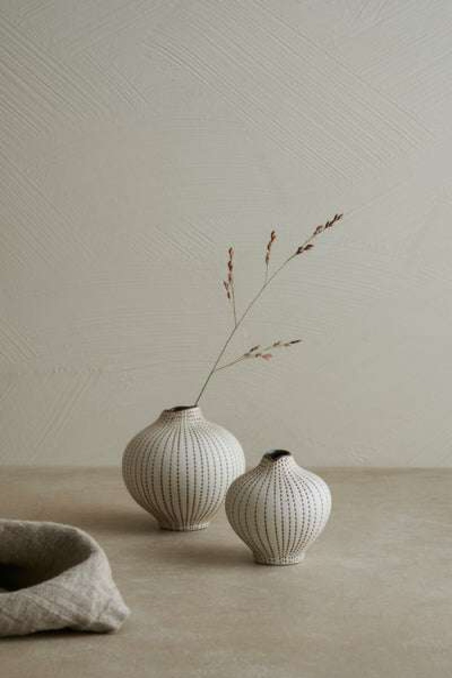 Homewares * | Lindform Line Vase Small Brown Dots